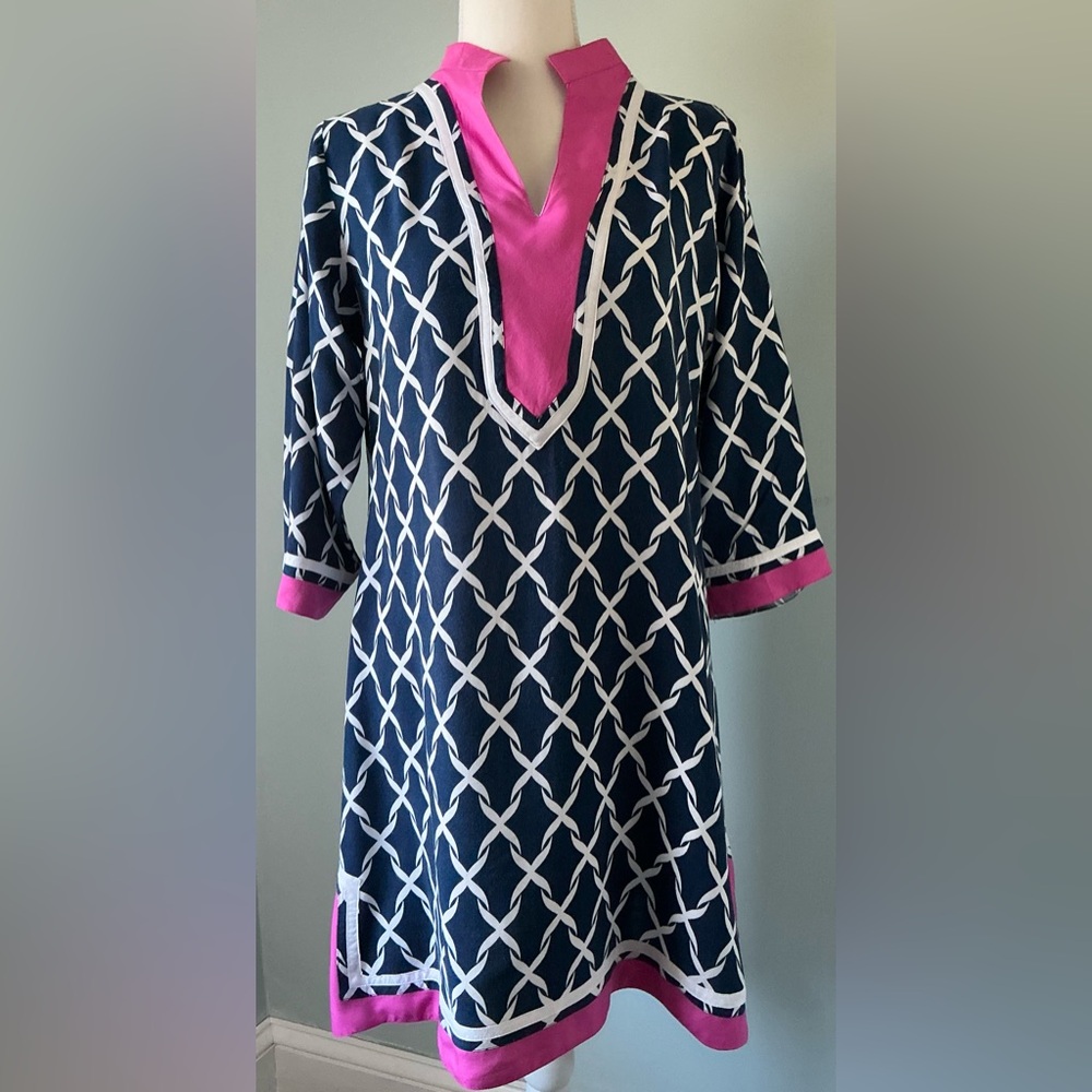 escapada Navy and White Geometric Tunic Dress with Pink Trim